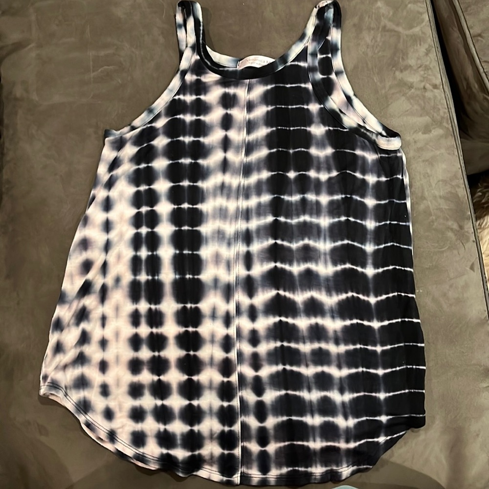 brand: veronica m size: xs colors: navy/light pink tie dye